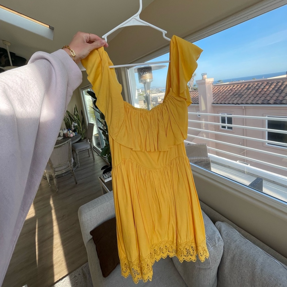super cute dress for holidays!